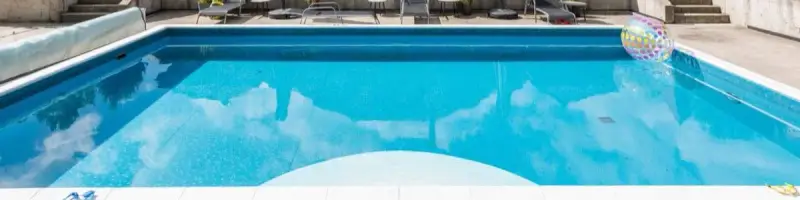 pool in Oxnard, CA